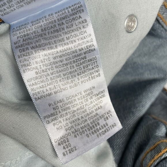 New With Tags Levi’s 560 46 x 30 Comfort Fit Tapered Leg Medium Wash Jeans - Picture 10 of 11